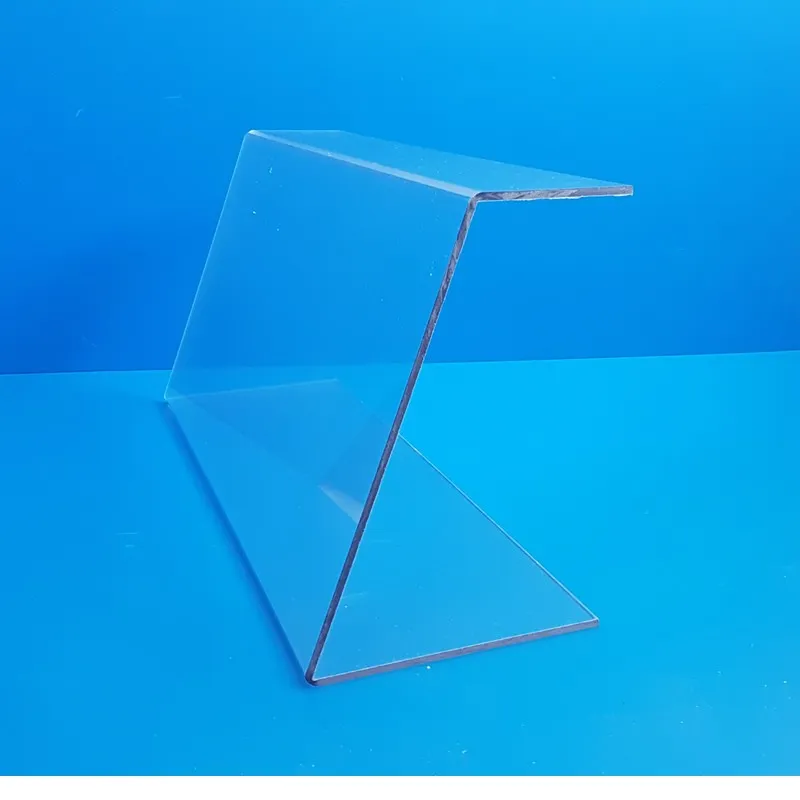 Protecteur survitrine plexi - base 200 x Ht 300 x retour 100 mm