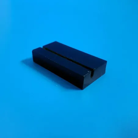 25 Socles rectangles plexi "NOIR" à 1 rainure - LG 40 x lg 20 mm